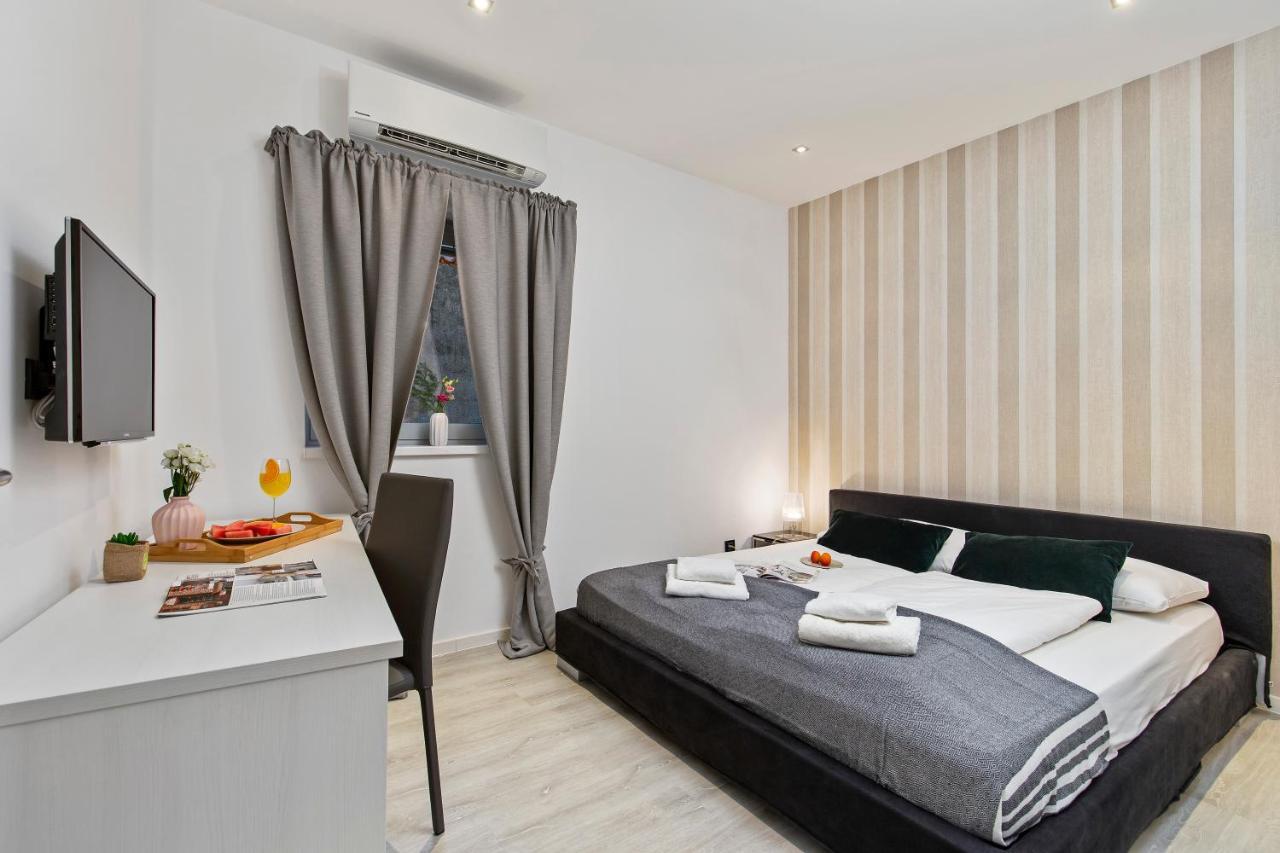 Apartments Rijeka In Exterior photo